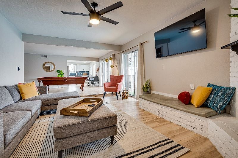 Furnished Finder property 572103_1 photo 3