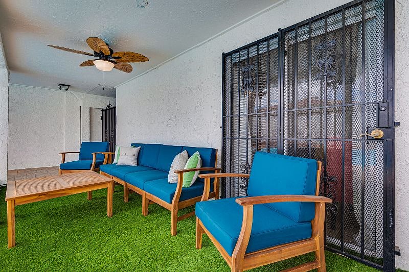 Furnished Finder property 572103_1 photo 8