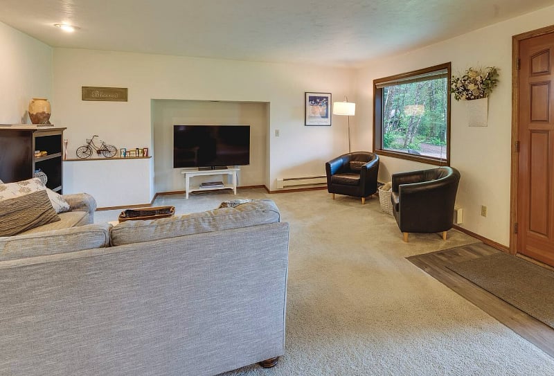 Furnished Finder property 572106_1 photo 4
