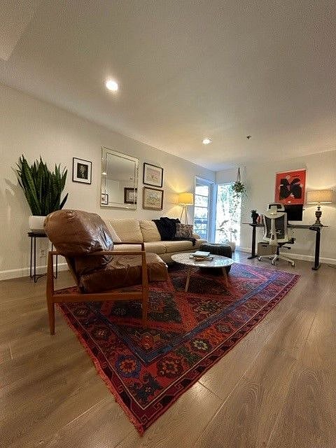 Furnished Finder property 572111_1 photo 7