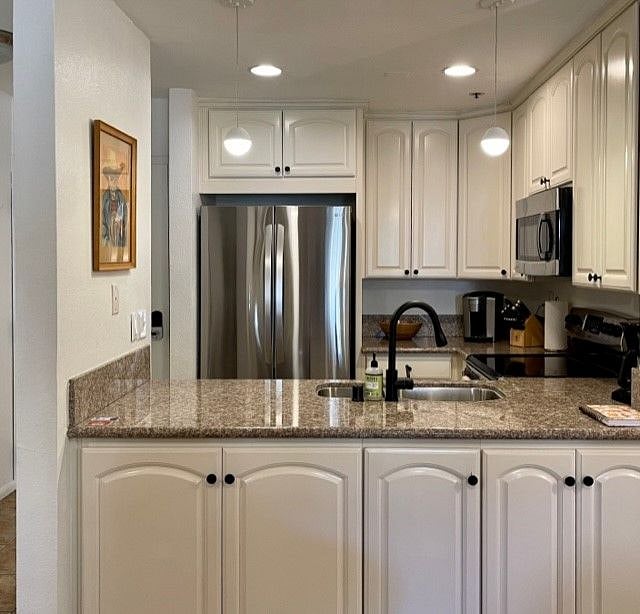 Furnished Finder property 572111_1 photo 15
