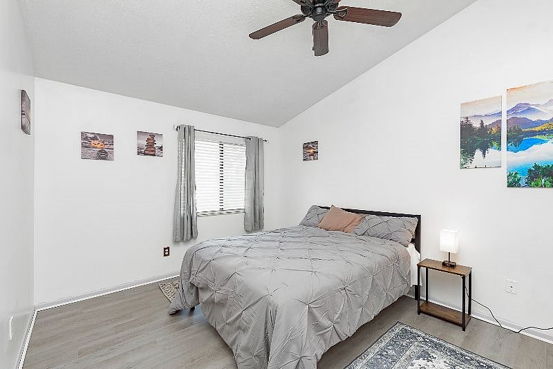 Furnished Finder property 572130_1 photo 16