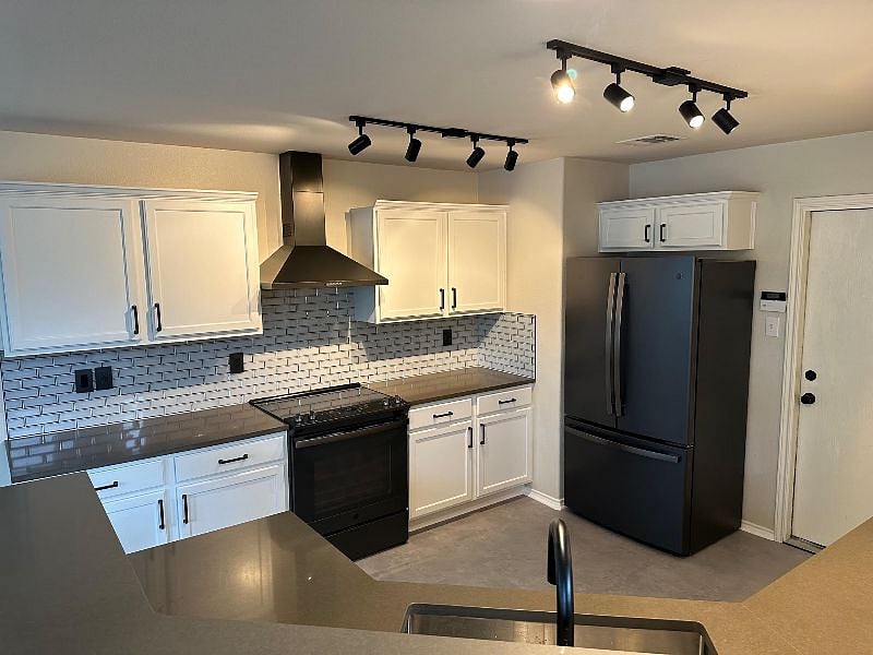 Furnished Finder property 572133_1 photo 5