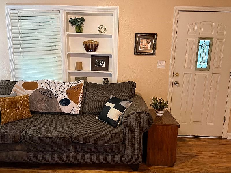 Furnished Finder property 572138_1 photo 28