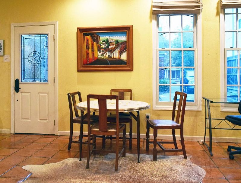 Furnished Finder property 572141_1 photo 3