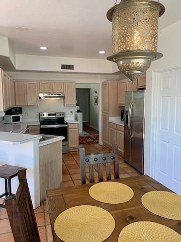Furnished Finder property 572151_1 photo 10