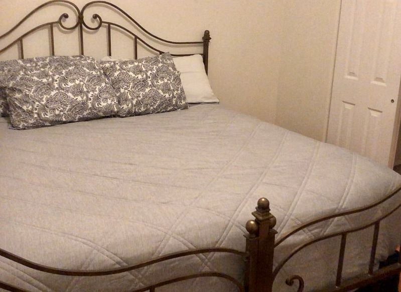 guest room 1