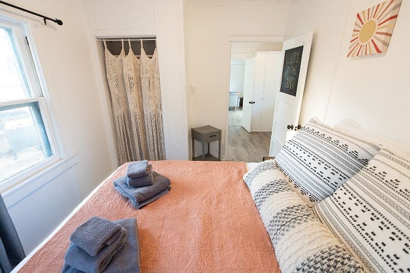 Furnished Finder property 572166_1 photo 12