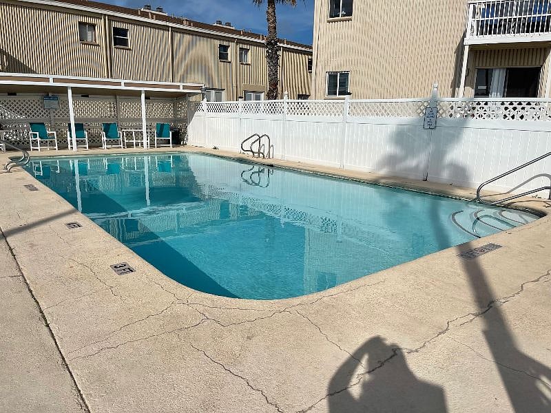 Furnished Finder property 572183_1 photo 12