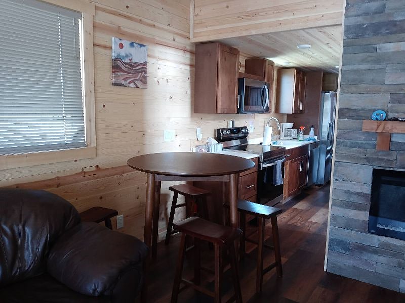 Furnished Finder property 572184_1 photo 5