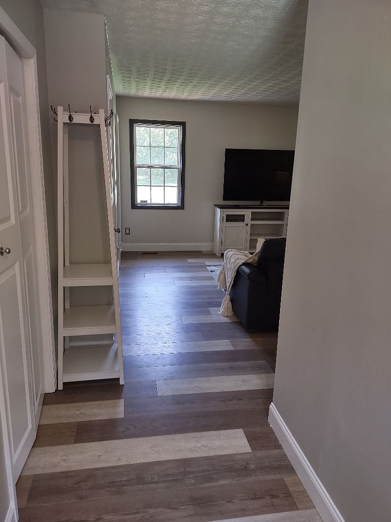 Furnished Finder property 572202_1 photo 3