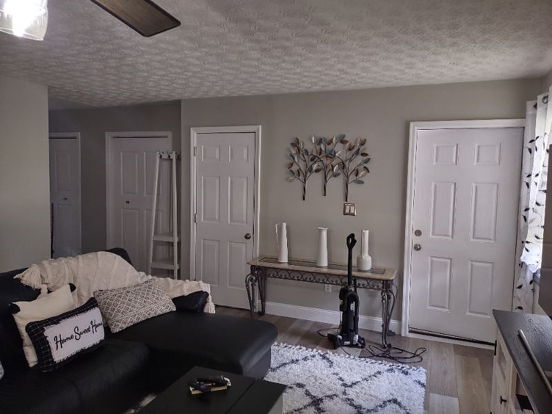 Furnished Finder property 572202_1 photo 13