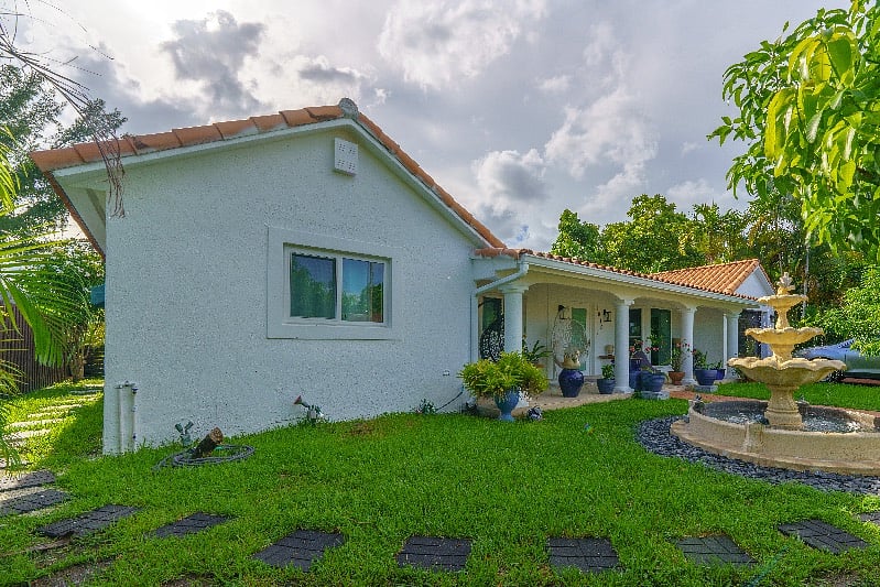 Furnished Finder property 572233_1 photo 22