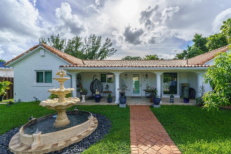 Furnished Finder property 572233_1 photo 23