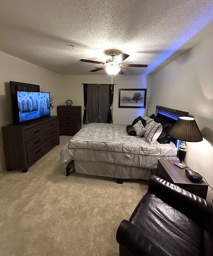 Furnished Finder property 572260_1 photo 7