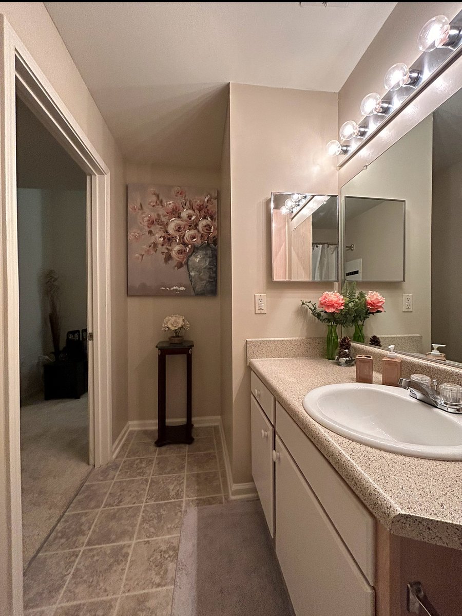Furnished Finder property 572260_1 photo 9