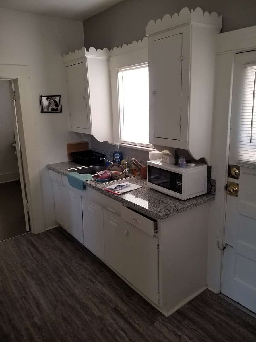 Furnished Finder property 572272_1 photo 4