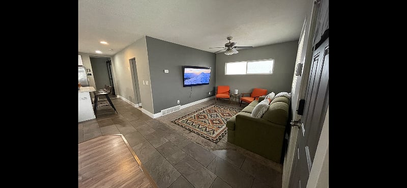 Furnished Finder property 572292_1 photo 4