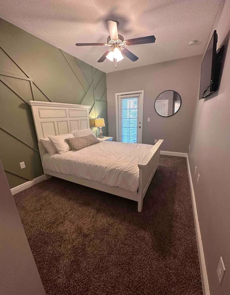 Furnished Finder property 572319_1 photo 9