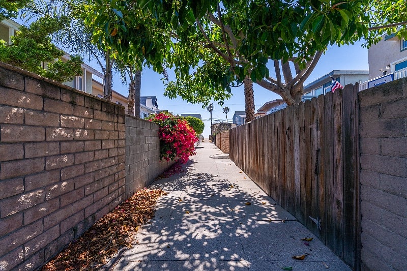 Furnished Finder property 572331_1 photo 12