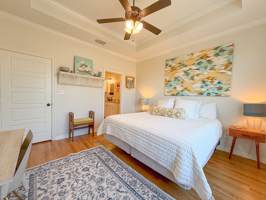 Furnished Finder property 572351_1 photo 14