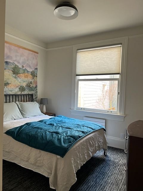 Bedroom Queen Bed
