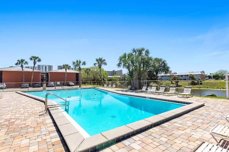 Furnished Finder property 572376_1 photo 12