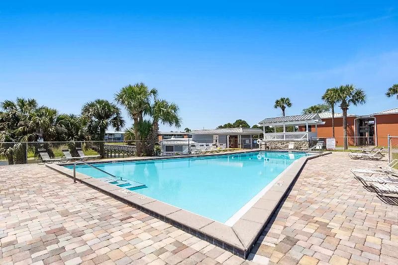 Furnished Finder property 572376_1 photo 13