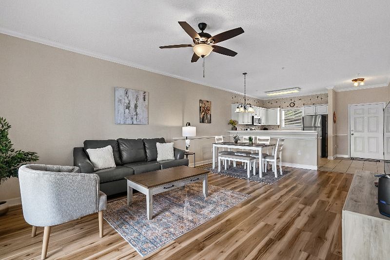 Furnished Finder property 572400_1 photo 9