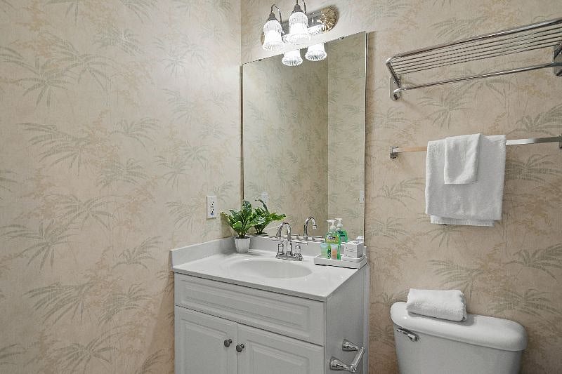 Furnished Finder property 572400_1 photo 16