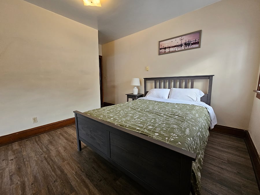 Furnished Finder property 572431_2 photo 7