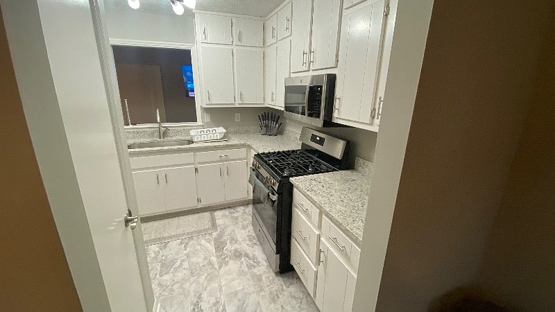 Furnished Finder property 572432_1 photo 5