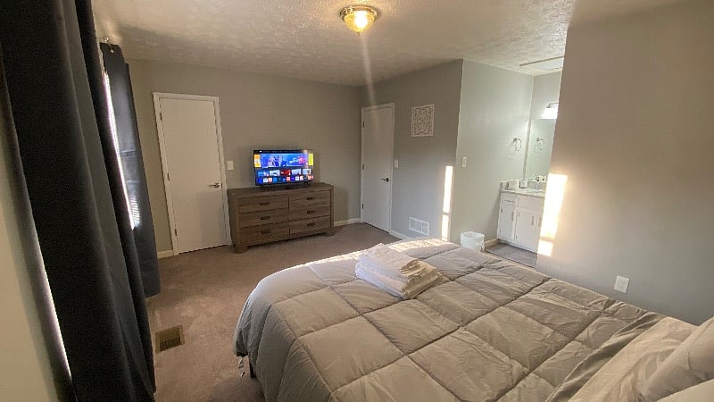 Furnished Finder property 572432_1 photo 12