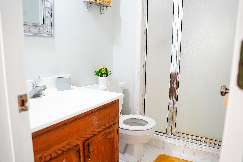 Furnished Finder property 572433_1 photo 17
