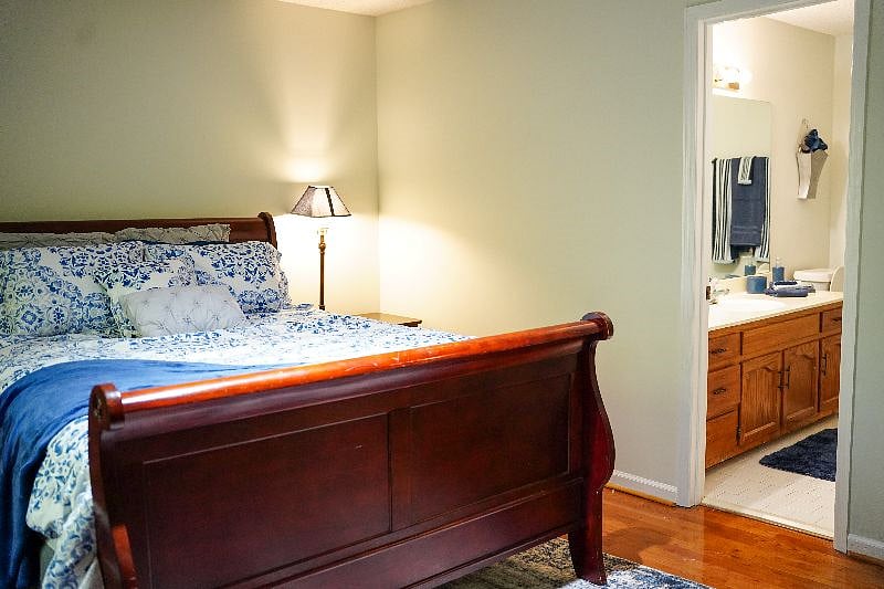 Furnished Finder property 572433_1 photo 22