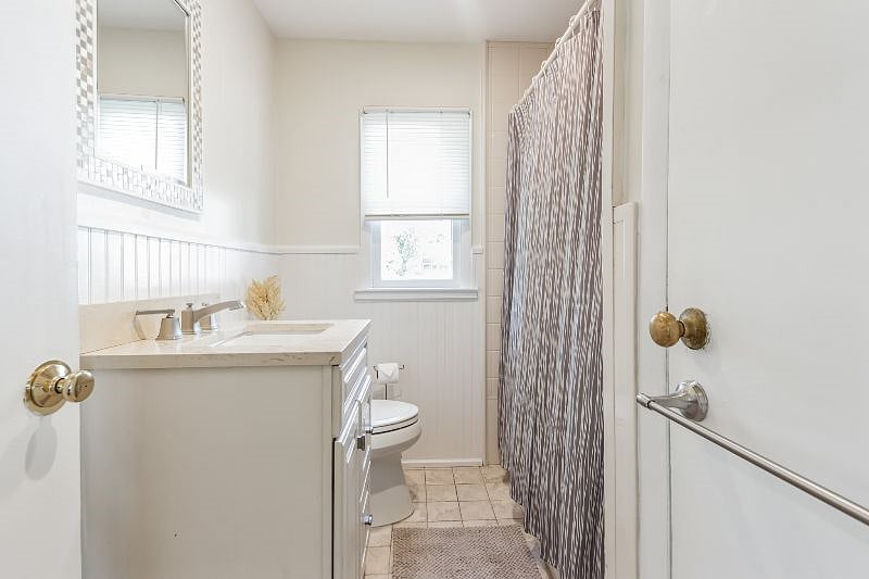 Full Bathroom, first floor