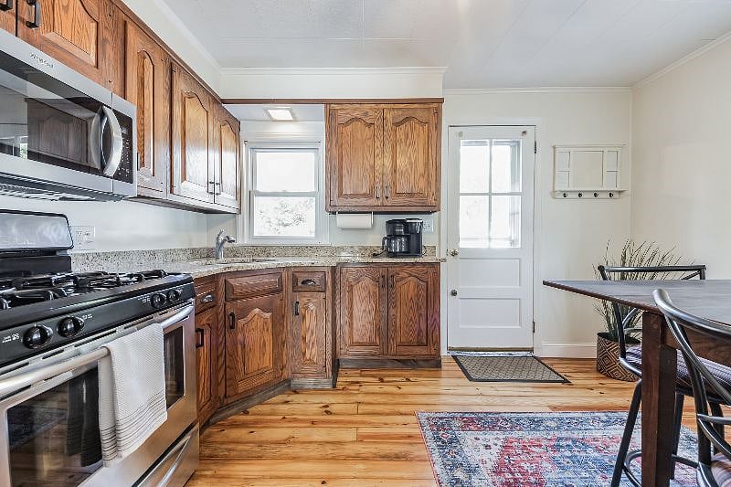 Furnished Finder property 572545_1 photo 12