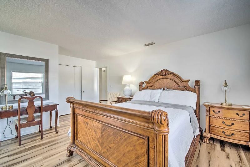 Furnished Finder property 572612_1 photo 14