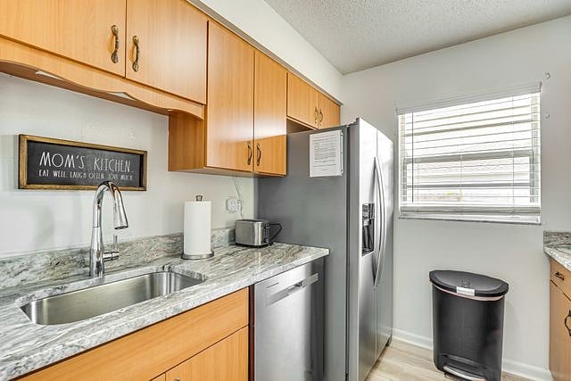Furnished Finder property 572612_1 photo 5