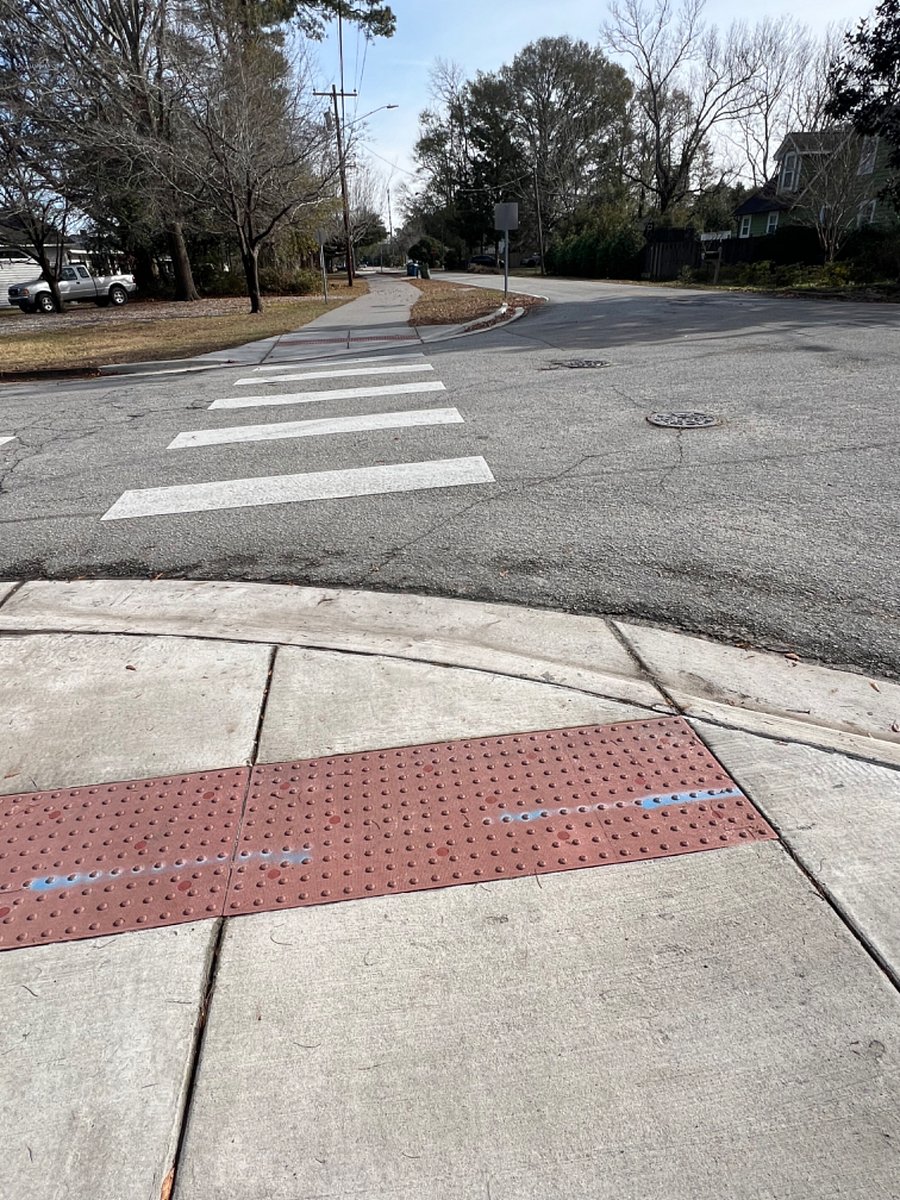 Just over a blocks walk to this cross city trail!! This is the way towards Wrightsville Beach and Much more
Lots of fun walking and or walking you dog!