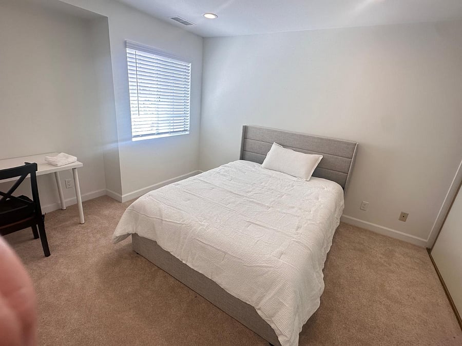 Furnished Finder property 572640_1 photo 4