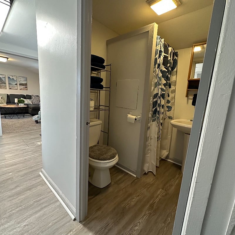Furnished Finder property 572643_1 photo 13