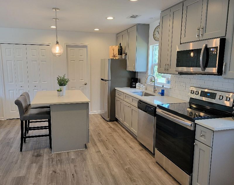 Furnished Finder property 572664_1 photo 3