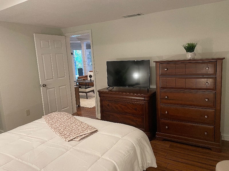 Furnished Finder property 572679_2 photo 32