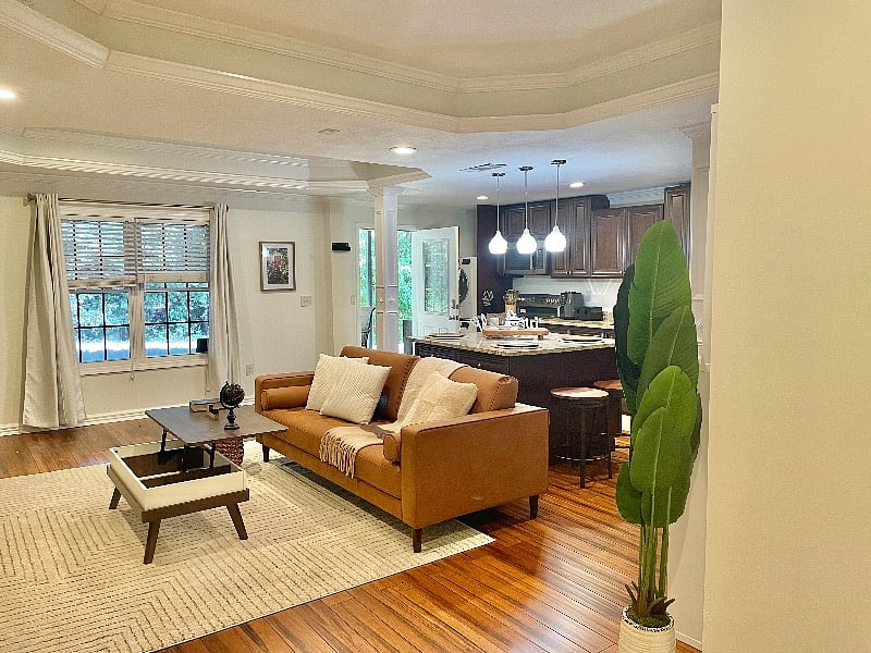 Furnished Finder property 572679_2 photo 33