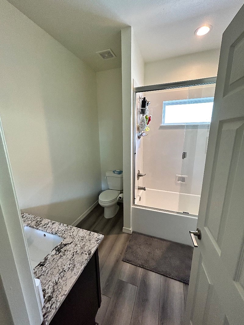 Furnished Finder property 572701_1 photo 3