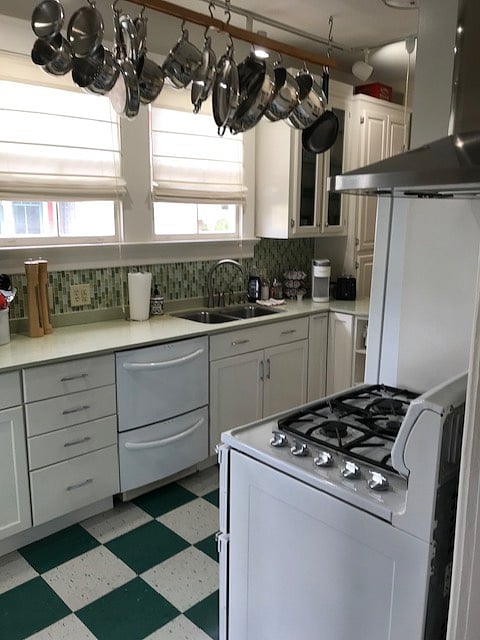 Furnished Finder property 572729_1 photo 14