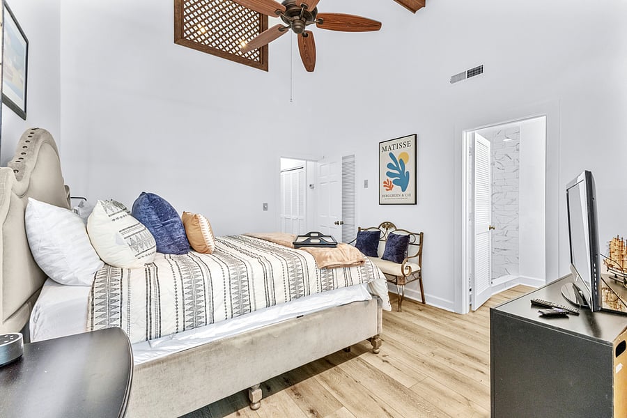 Furnished Finder property 572751_1 photo 17