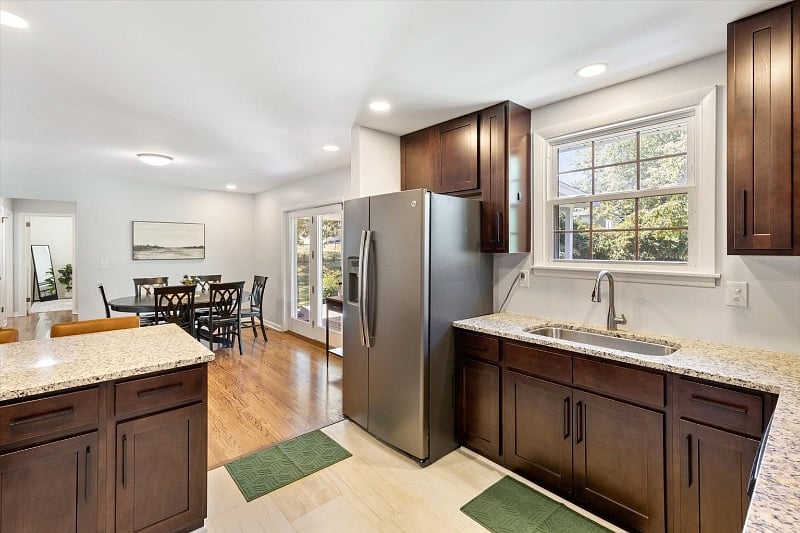 Furnished Finder property 572753_1 photo 7