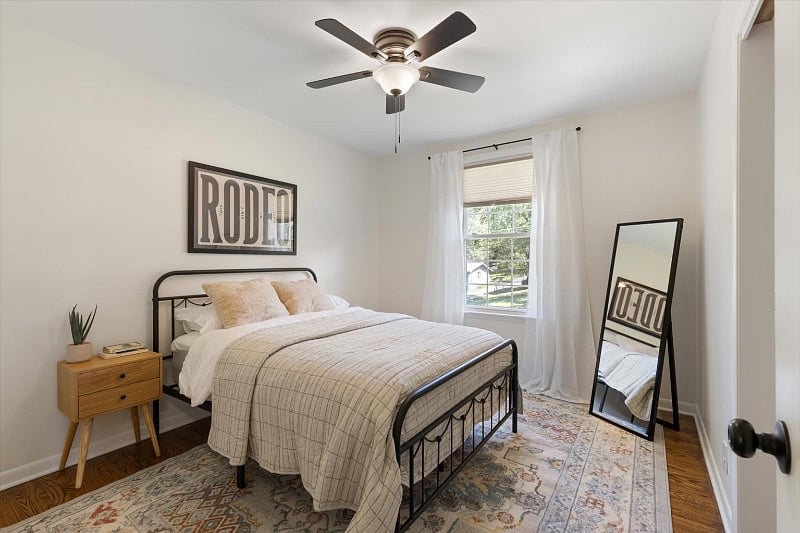 Furnished Finder property 572753_1 photo 14